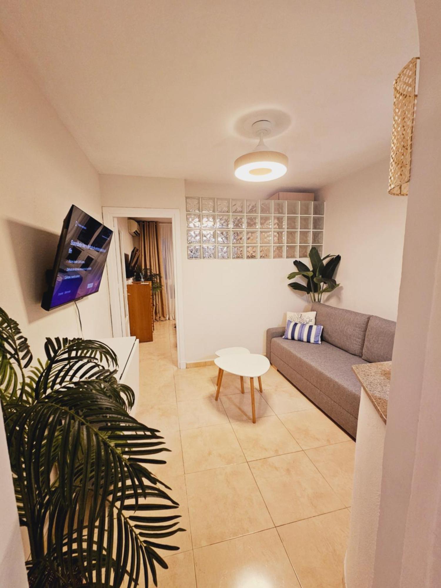 Apartamento Buganvilla Beach Рокетас-де-Мар Экстерьер фото